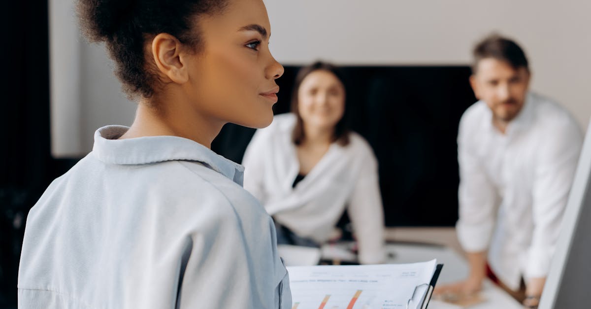 港免税红万宝路：上海代理商标注册多少钱